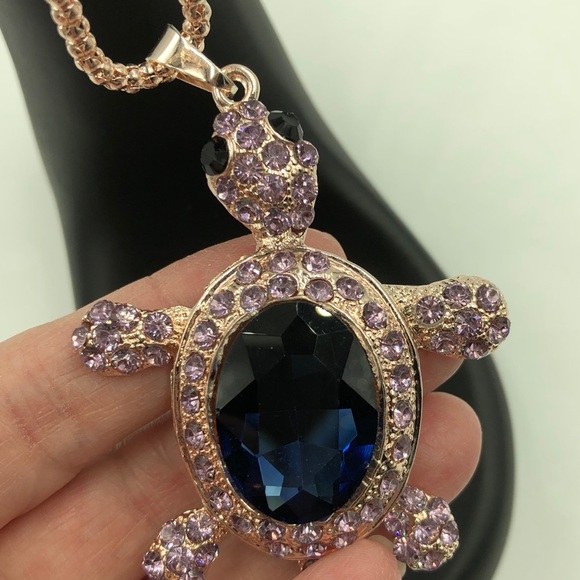 Turtle Statement Necklace NWT 32” Chain - Picture 3 of 3